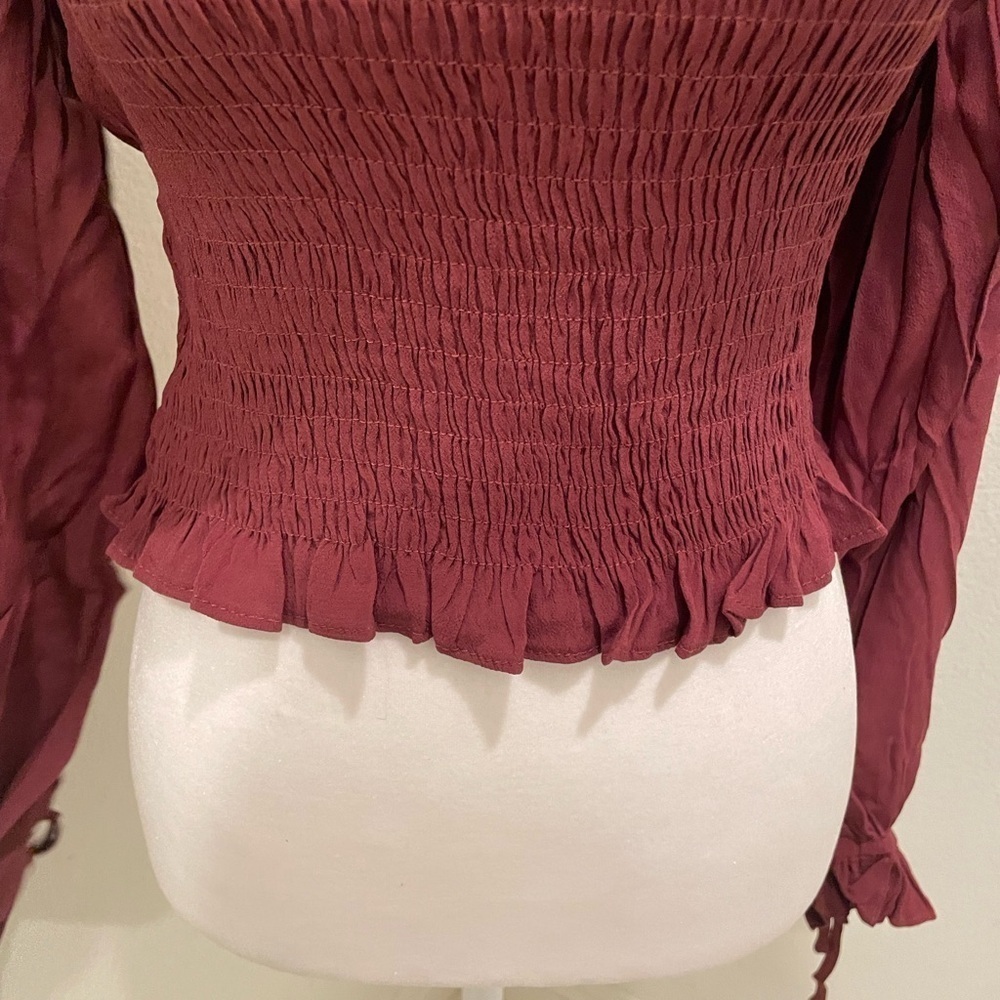 NWT Olivaceous Women’s Red / Burgundy Crop Top Off Shoulder Size L - Picture 4 of 8